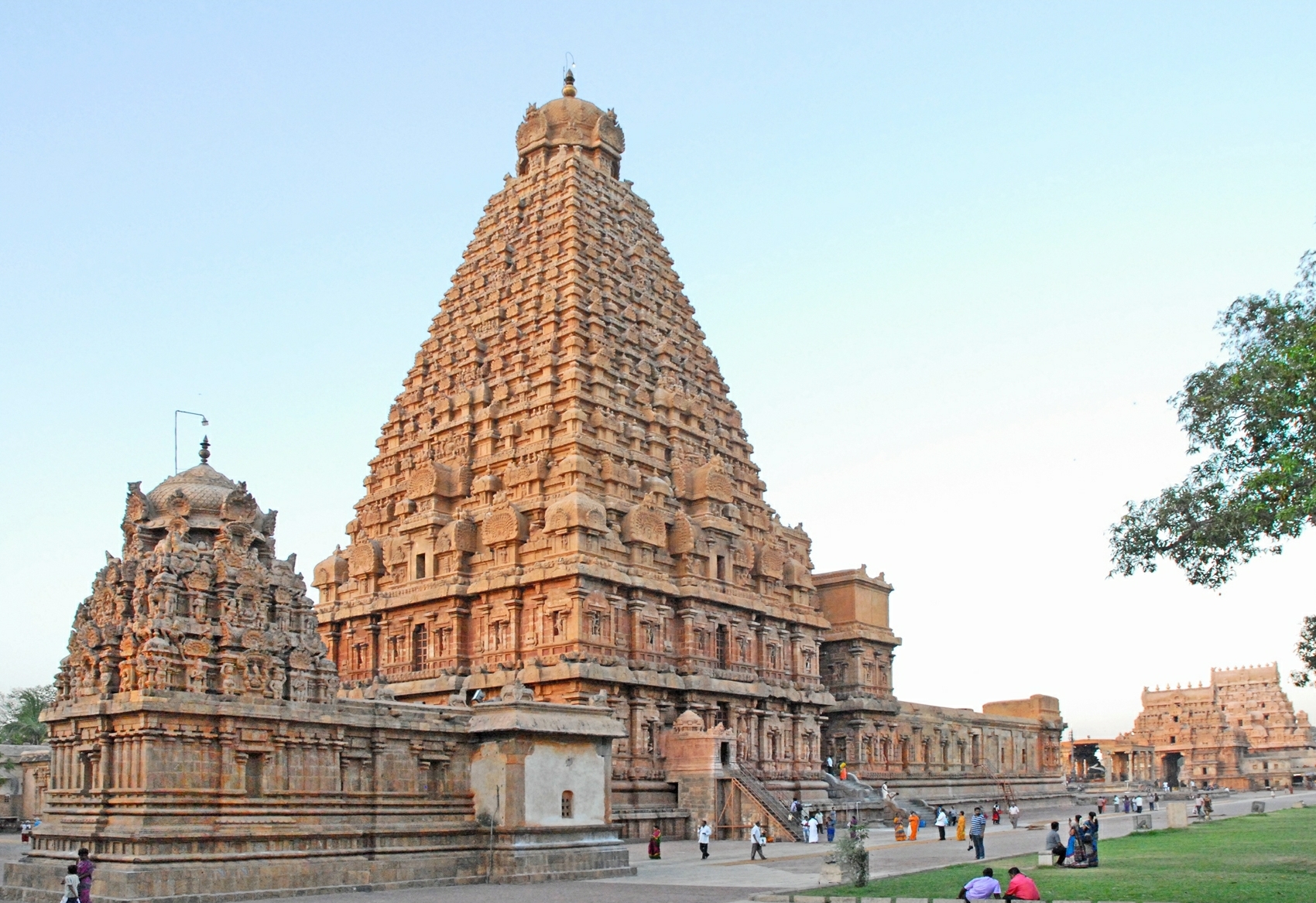 Brihadeeswarar Temple बृहदीश्वर मन्दिर